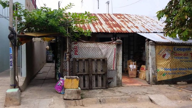 Kiếm tiền tỷ từ đi buôn nhà nát - Ảnh 1. Kiếm tiền tỷ từ đi buôn nhà nát - Ảnh 1.